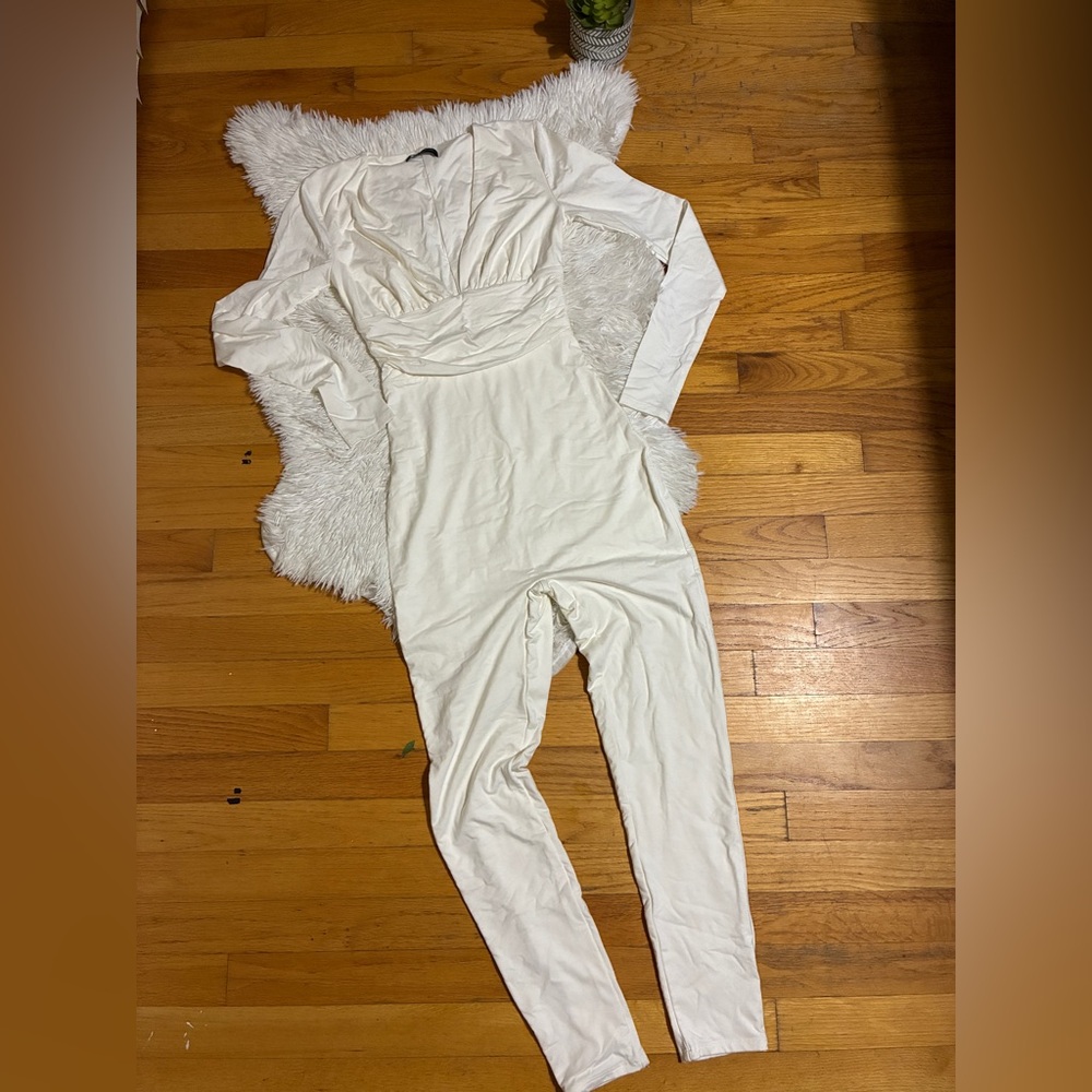 Naked wardrobe Long Sleeve Jumpsuit 🤍 - Picture 2 of 7